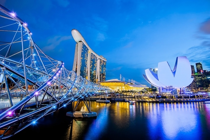 シンガポールでWi-Fiを使ったいる人が撮影した夜景
