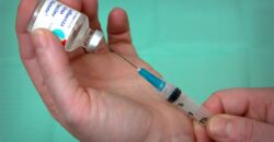 海外旅行で予防接種が必要