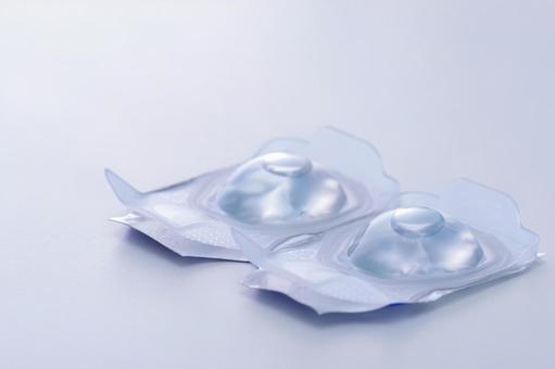 海外旅行の便利グッズである1dayコンタクト