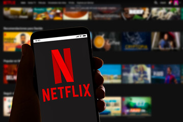 海外でNetflix(ネトフリ)は見れる?映画やドラマを見る方法を徹底解説